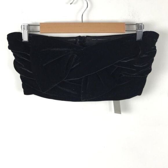 NWT‎ Lovers + Friends Twist Turn Velvet Crop Top in Black Size Large - Picture 4 of 9